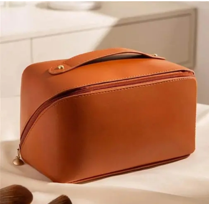 Travel Cosmetic Bag. Large Capacity. Waterproof. PU Leather Makeup Organizer with Wide Opening, Toiletry Bag Makeup Organizer (Brown) - Image 3